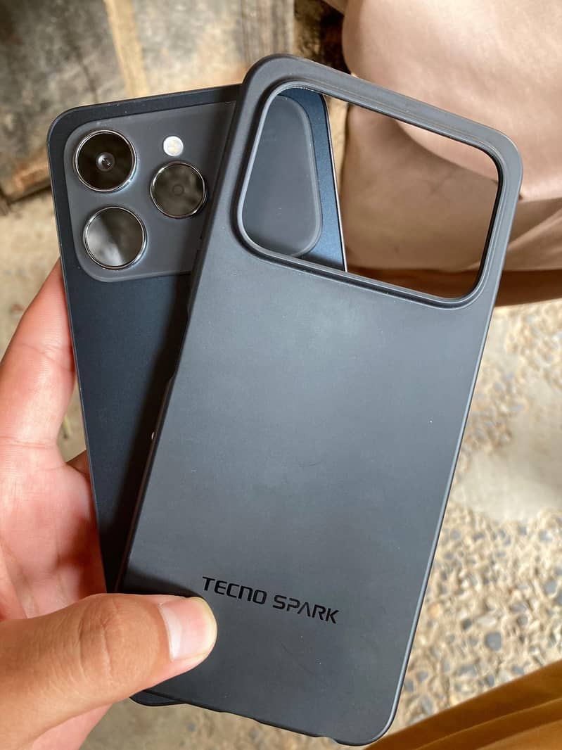 Tecno Spark 40 3