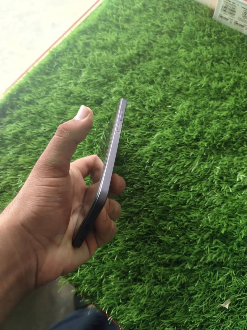 Realme Note 60 2