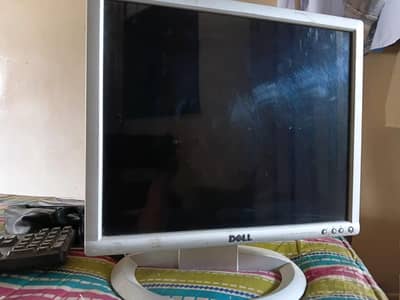 moniter  keyboard mouse speaker with cables are available