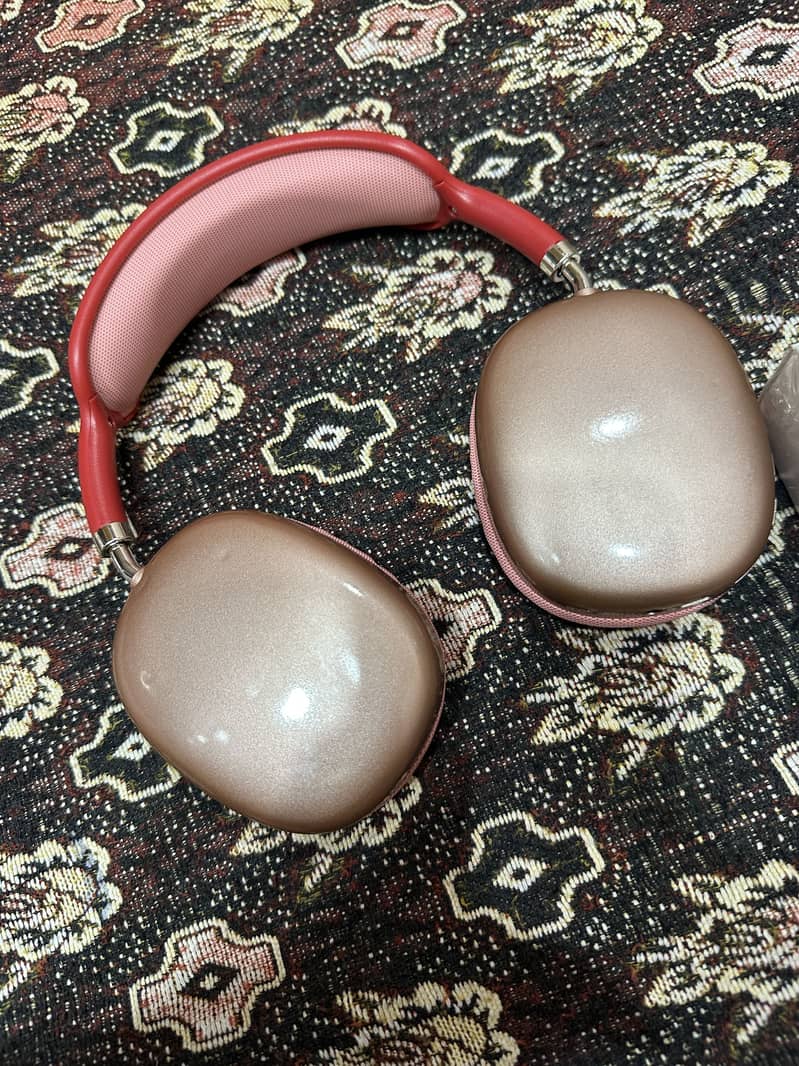 Headphone 0