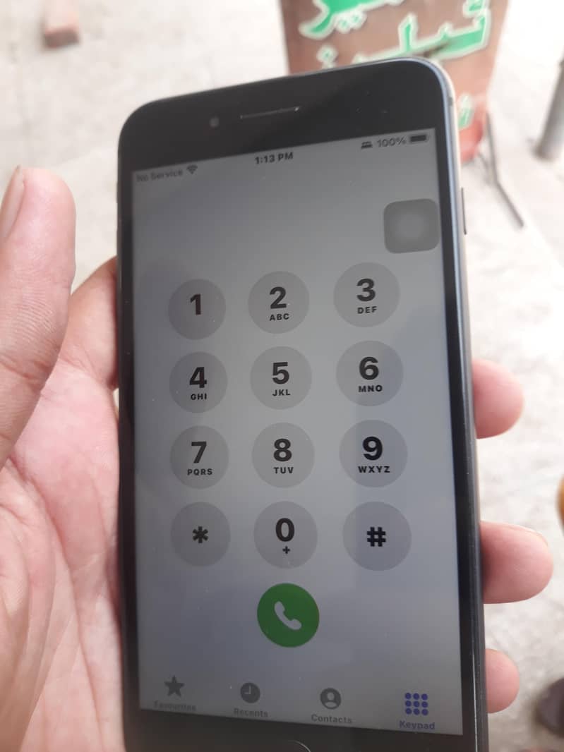 Apple iPhone 8 Plus 4