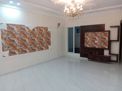 7 MARLA UPPER PORTION FOR RENT IN VENUS
