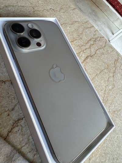Apple iPhone 15 Pro Max