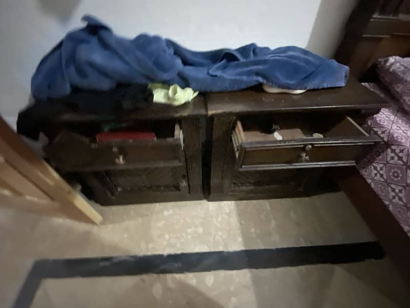 Bed Side table drasing table 5