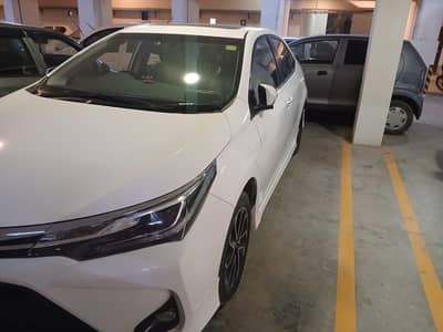 Toyota Altis Grande X CVT-i 1.8 Black interior