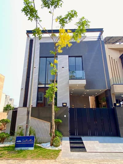 BRAND NEW 5 MARLA HOUSE FOR SALE IN DHA 9 TOWN