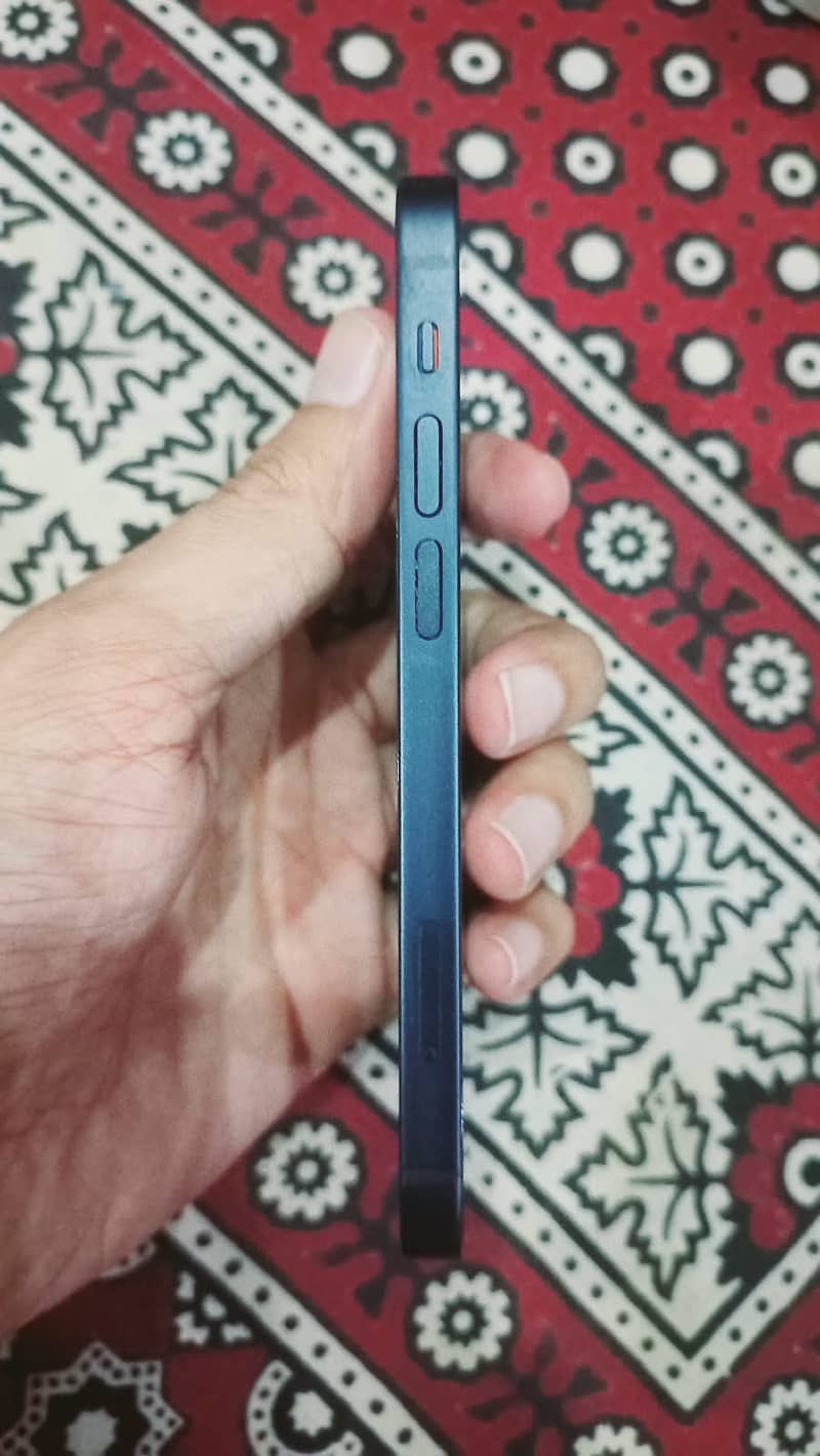 Apple iPhone 12 mini 2