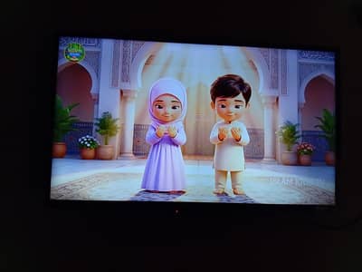 haier smart led TV 32 inch .