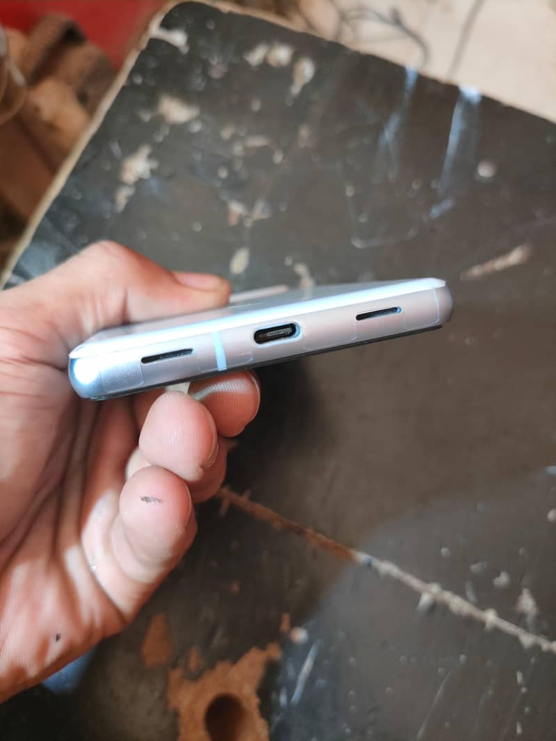 Google Pixel 7a 2
