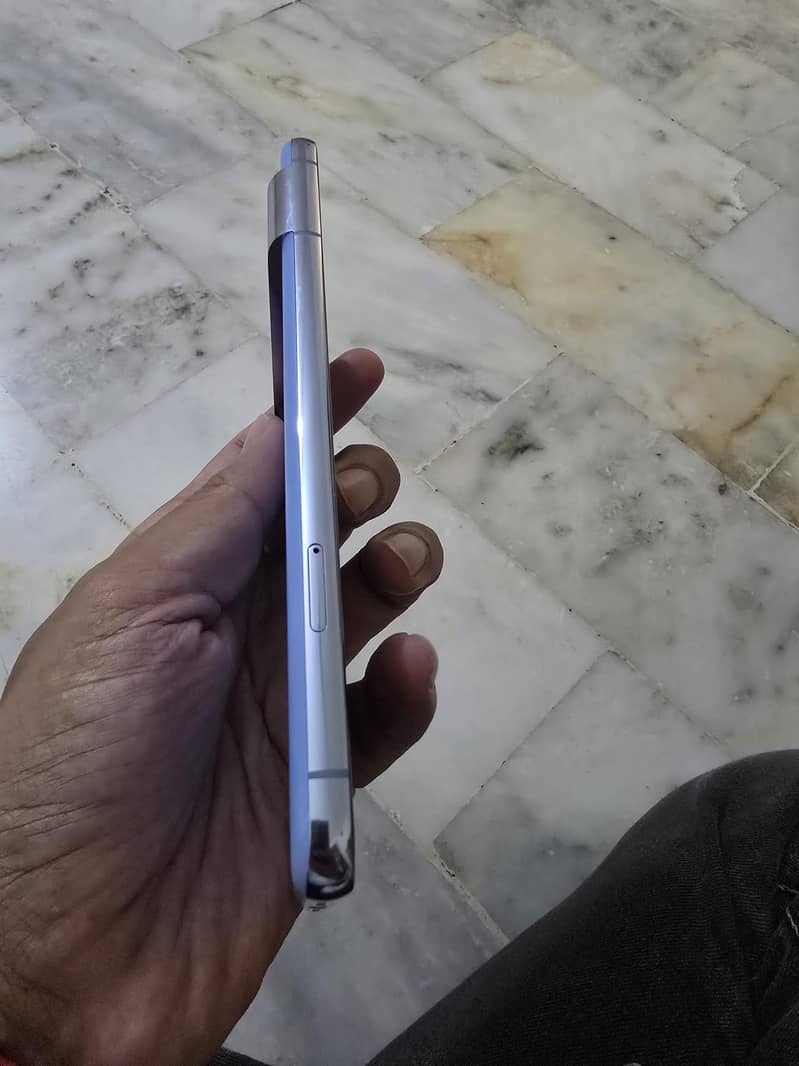 Google Pixel 8 Pro 3