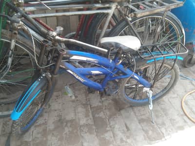 All ok ha jis m 22 ka cycl or 20 ki Cycli BMX or 16 ki Cycli BMX ha