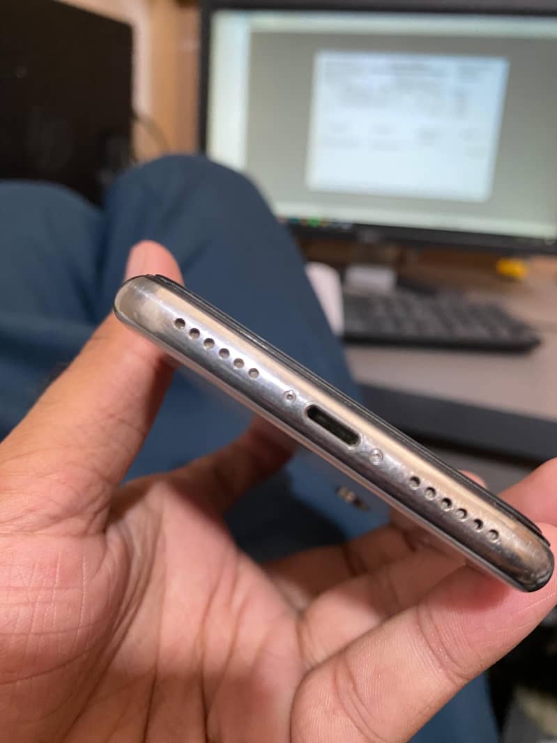 Apple iPhone X 8