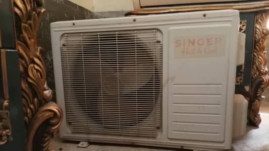 Singer 1.5 Ton Ac / inverter (Heat & cool) proper working condition.