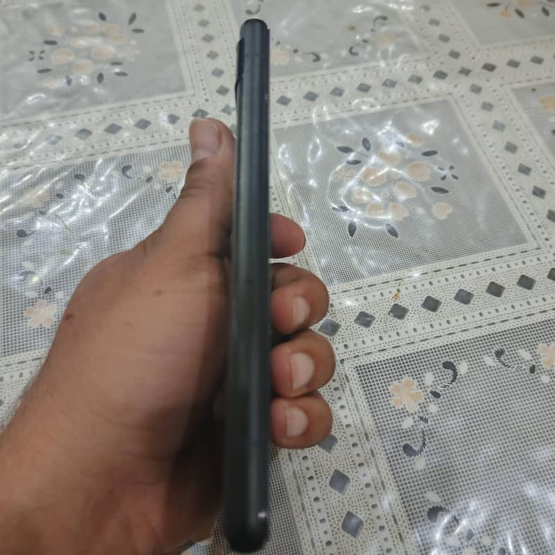 Google Pixel 6a 4