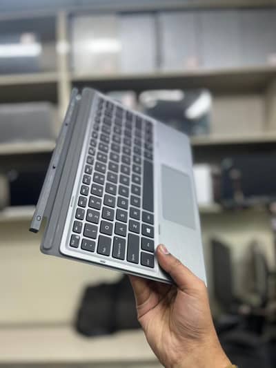 Dell latitude 7200 2in1