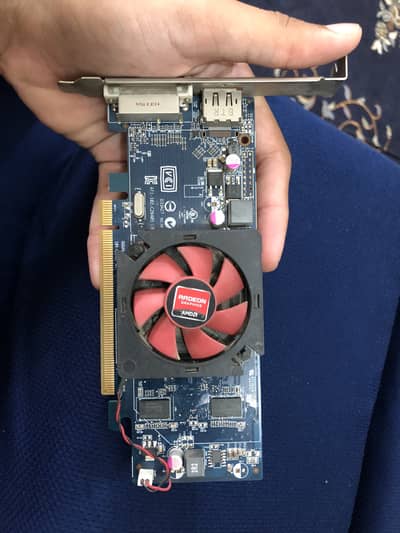 AMD radeon Hd 7000 series 1gb graphic card