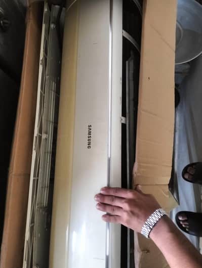 Samsung ac 1.5 ton.  03228405994