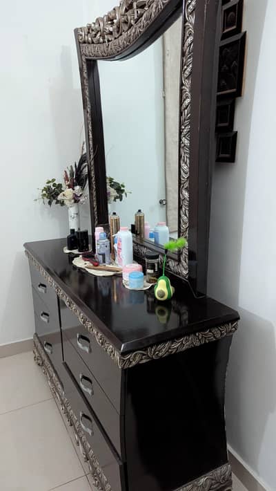 Bed for sale with side tables and dressing table. Without foam