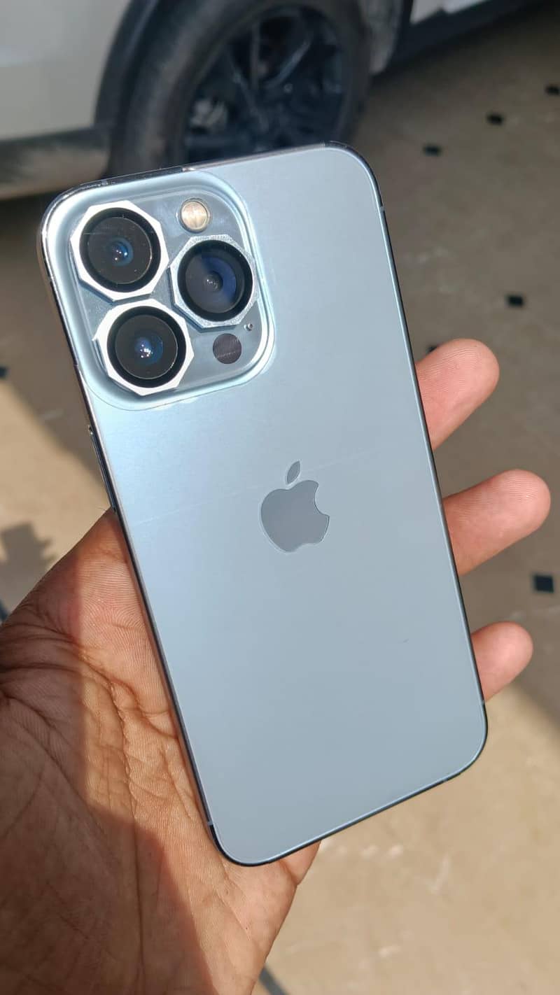 Apple iPhone 13 Pro 6