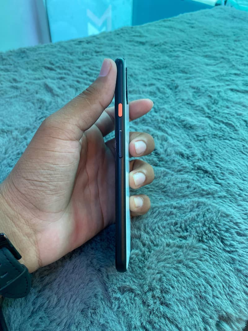 Google Pixel 4 XL 1
