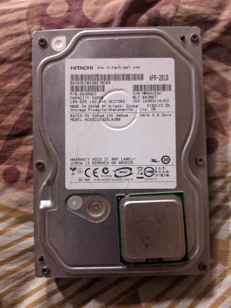 Intel core 2 duo E4500 Processor+320GB HDD (working system pulled) 0