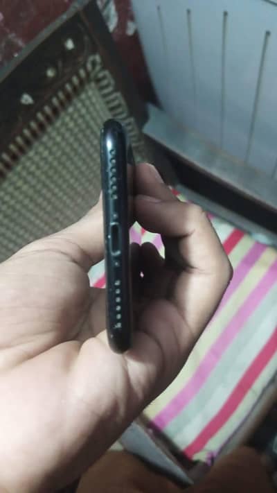 Apple iPhone 7