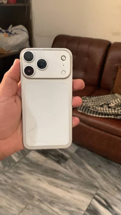 Apple iPhone 11 convert 17 pro white