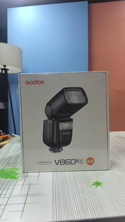 New Box pack godox V860iiic flash