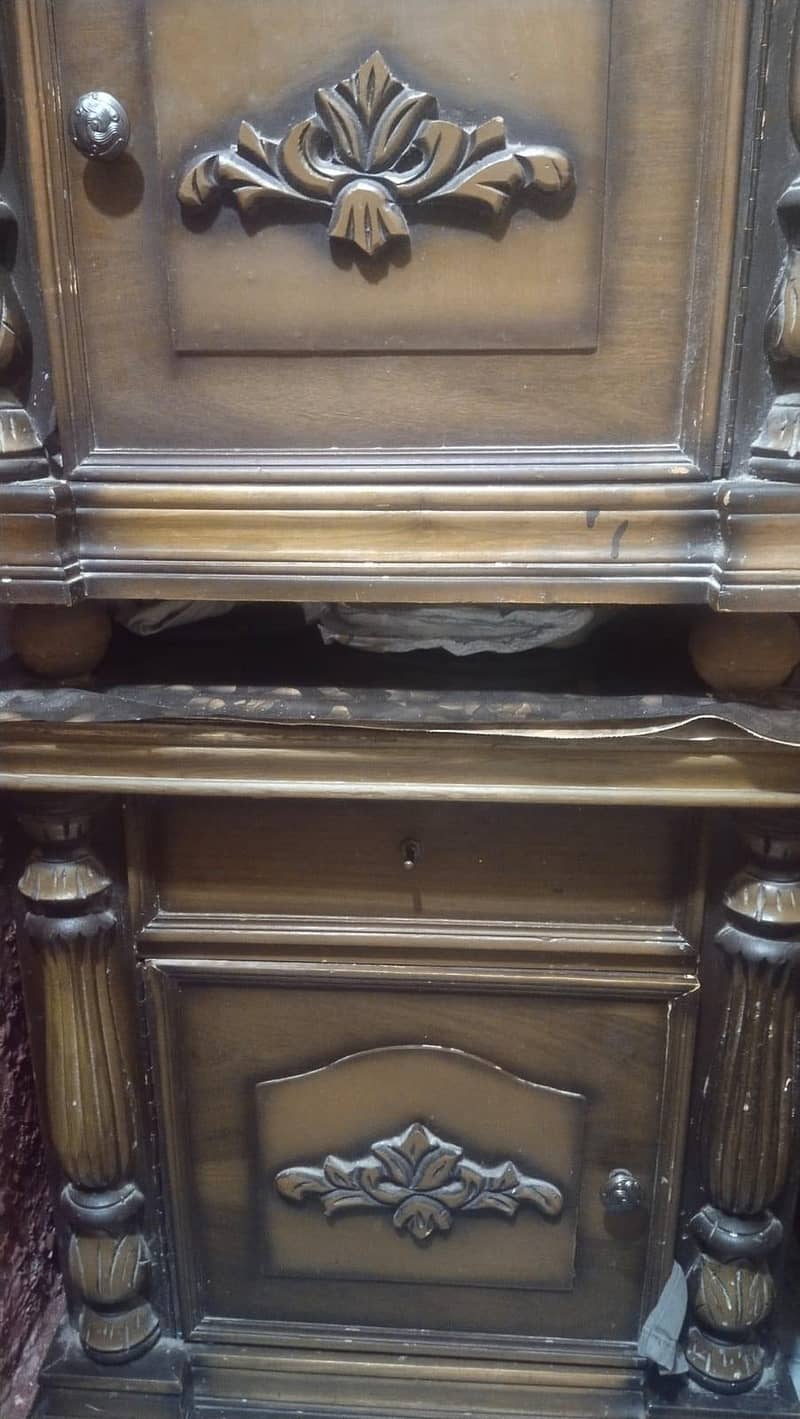 bed side table or dressing 2