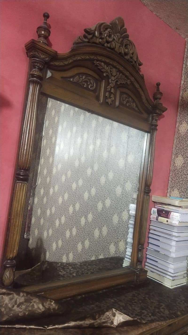 bed side table or dressing 4