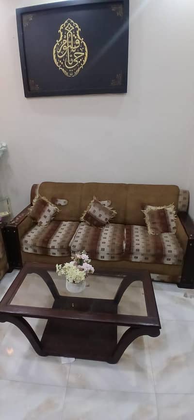 Elegant Sofa Set | Excellent Condition | Must Sell