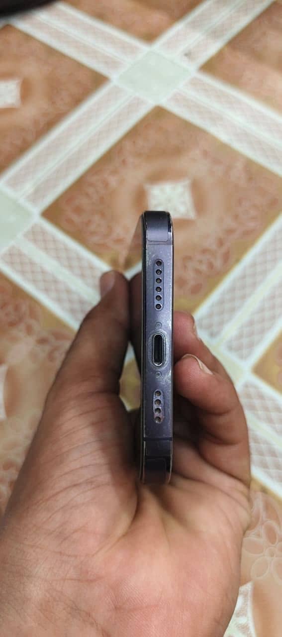 Apple iPhone 14 Pro Max 2
