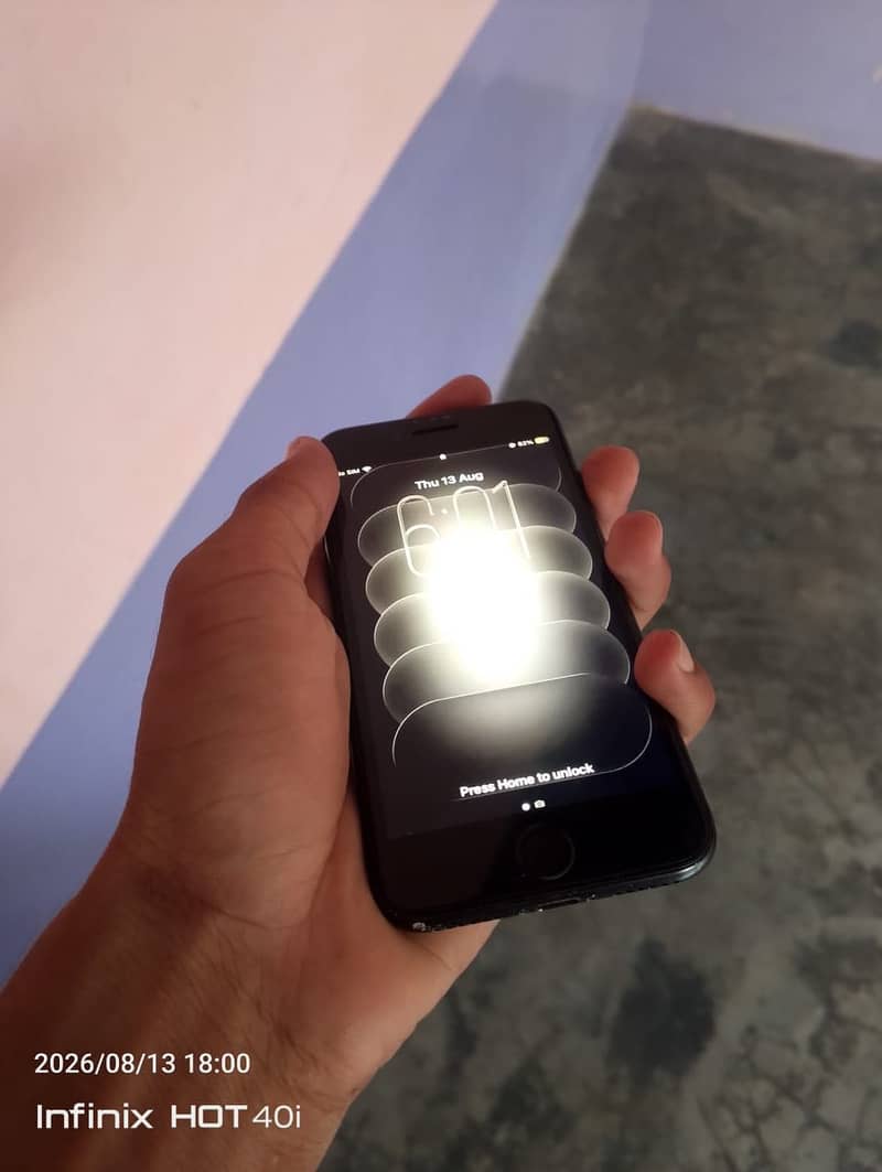 Apple iPhone SE 2
