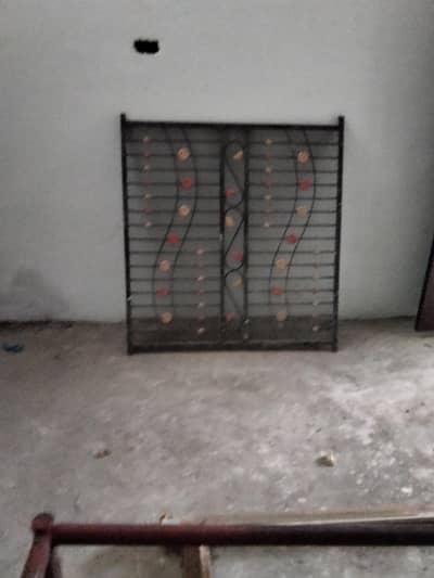 4 *4 feet ki he 03481612579