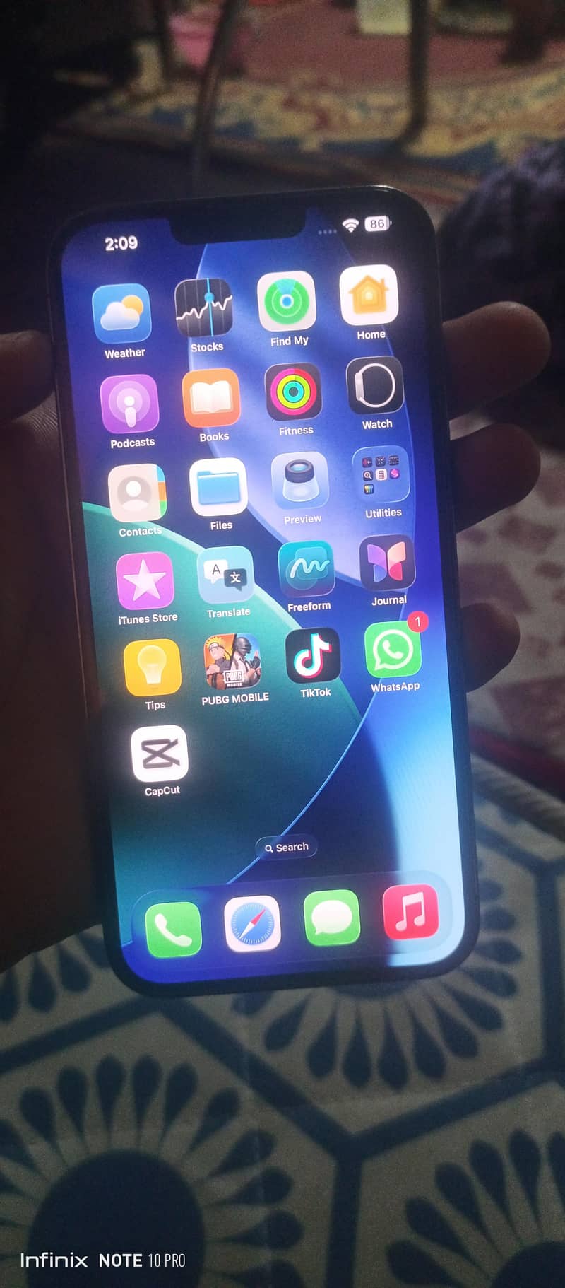 Apple iPhone 13 Pro Max 0