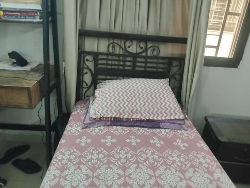 Single Iron bed 3