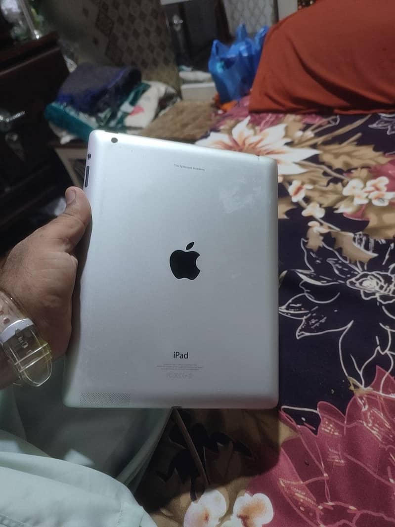 Apple iPhone 4 3