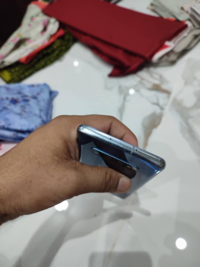 Samsung s10 plus 3