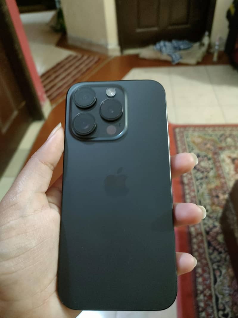 Apple iPhone 15 Pro 0