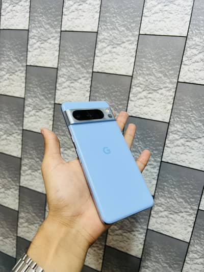 Google Pixel 8 Pro