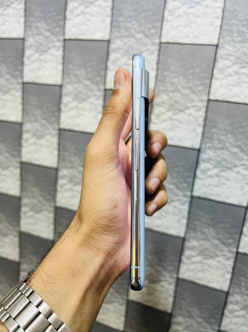 Google Pixel 8 Pro 3