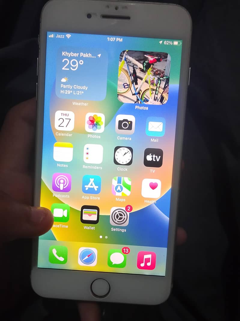 Apple iPhone 8 Plus 2