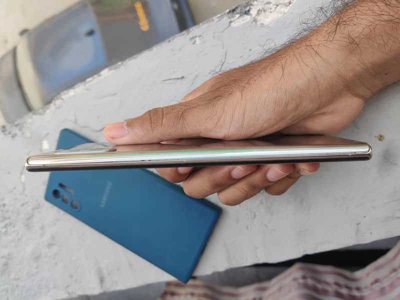 Samsung Mobile Note 10 Plus 4