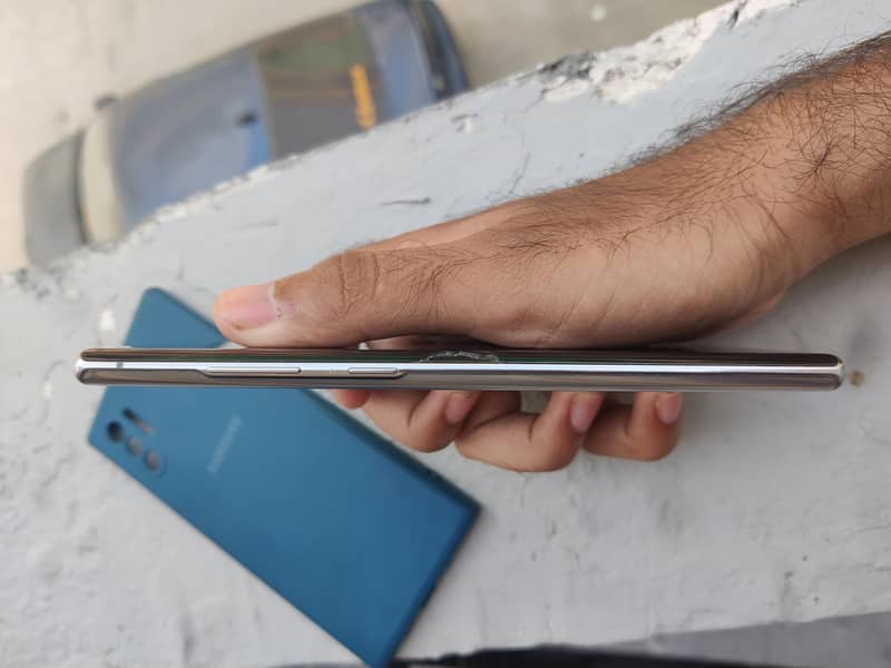Samsung Mobile Note 10 Plus 6