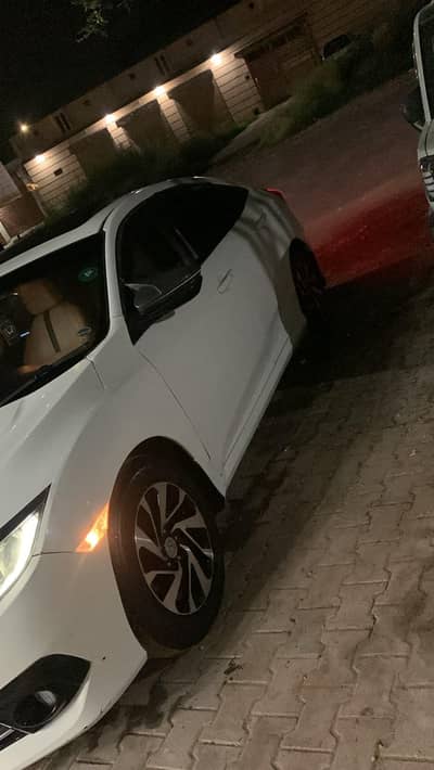Honda Civic Oriel 2016
