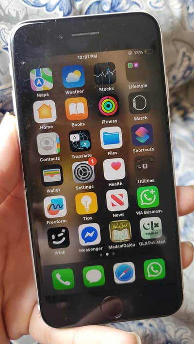 Apple iPhone SE