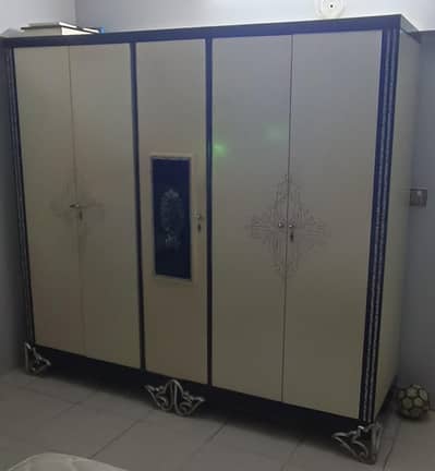 Complete Bedroom Furniture Set for Sale