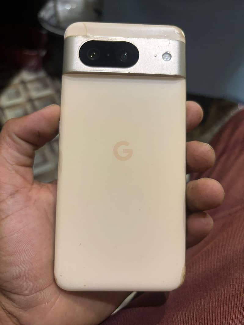 Google Pixel 8 1