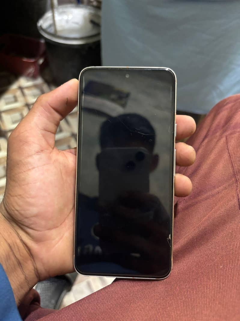 Google Pixel 8 2