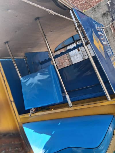 auto rickshaw 7 seater